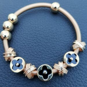 Charm bracelet for women